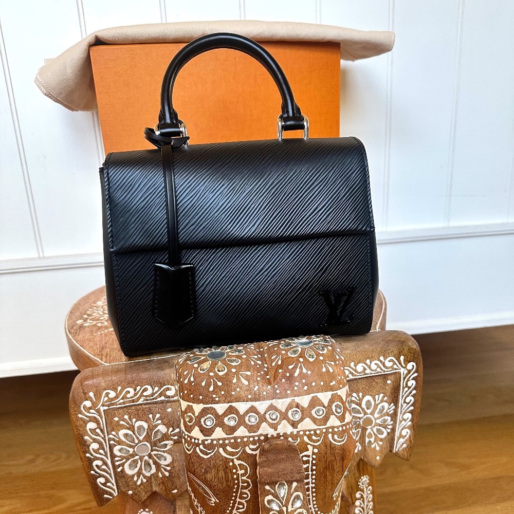 Louis Vuitton Cluny Handbag Mini Black Epi Leather Pink No Strap